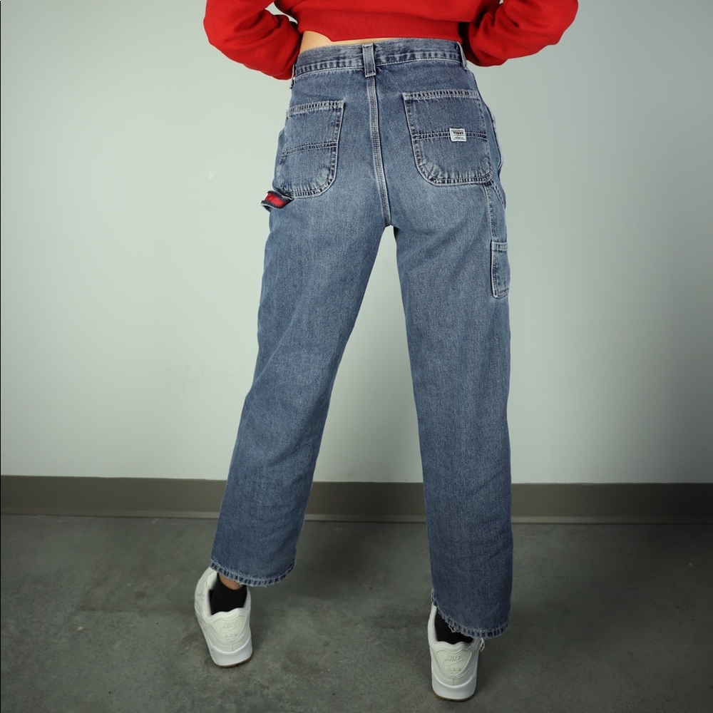 TOMMY JEANS